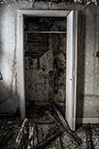 creepy_closet_door_003