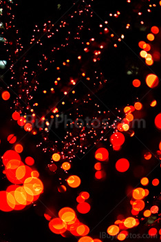 Guirlandes de Noël rouges durant la période des fêtes