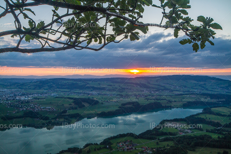 Gruyere lake sunset 009