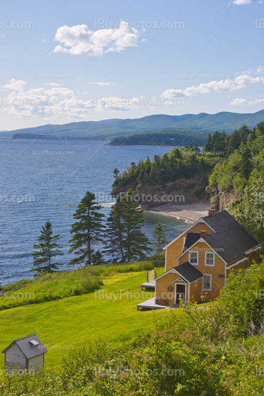 Maison en Gaspésie au bord du Saint Laurant au Québec