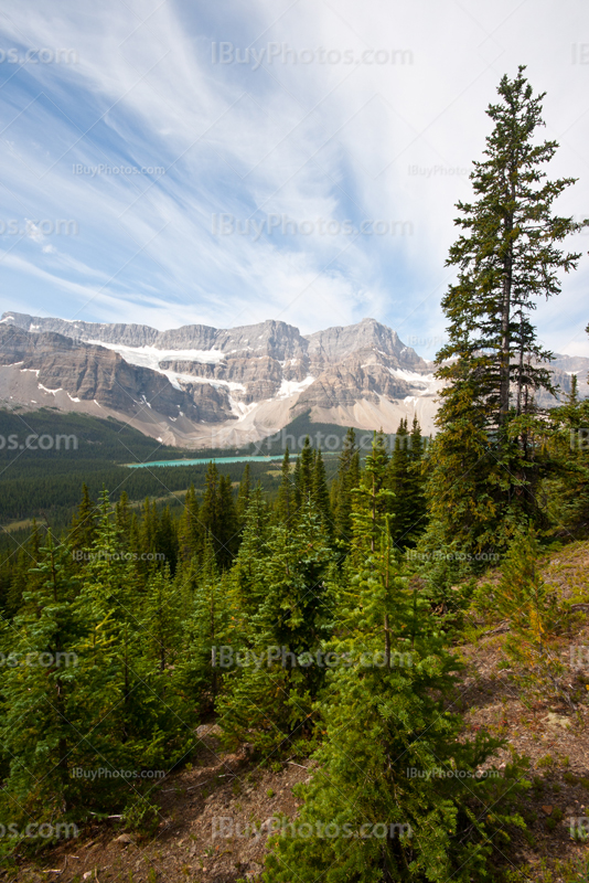 Lac Bow dans les Montagnes Rocheuses canadiennes