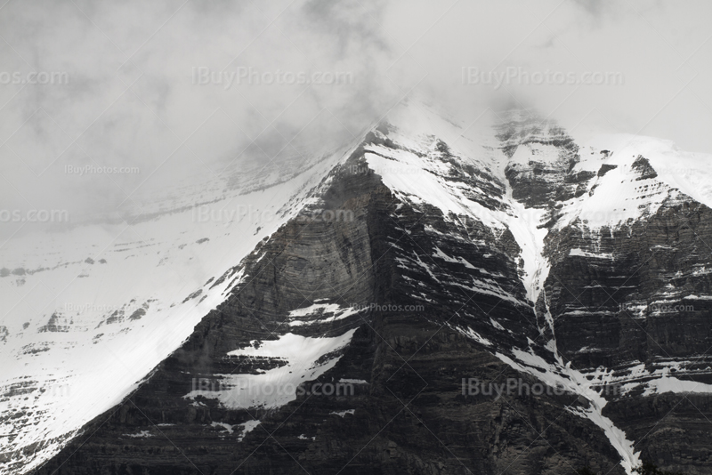 Sommet enneigé du Mont-Robson, Canada, Colombie Britannique