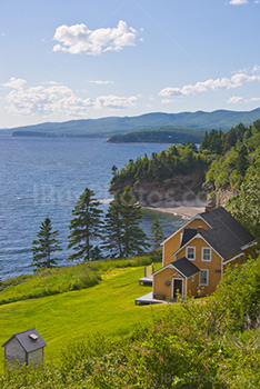 Maison en Gaspésie au bord du Saint Laurant au Québec